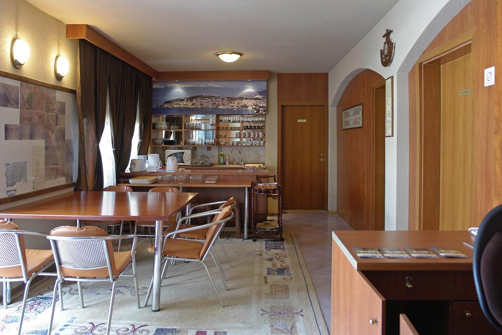 Villa Forum Ohrid Buitenkant foto